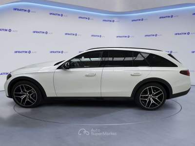Mercedes-Benz Classe E E 220 D Mild Hybrid 4matic S.w. Premium All Terrain Bianco usata Cassola