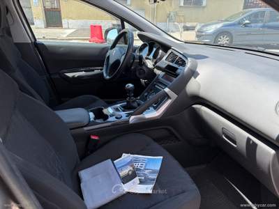 Peugeot 3008 3008 1.6 HDi 112 CV Active usata Cerignola