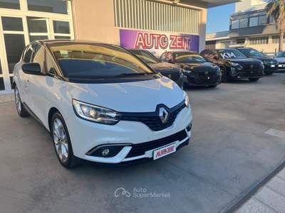 Renault Scénic Scenic Scénic dCi 8V 110 CV Energy Bianco usata Castellana Grotte