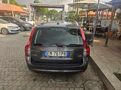 Volvo V50 V50 1.6 d2 Polar 115cv Grigio usata Milano