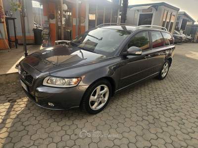 Volvo V50 V50 1.6 d2 Polar 115cv Grigio usata Milano
