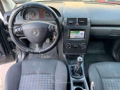 Mercedes-Benz Classe A Classe A - cdi be Elegance 82 CV Nero usata Torino