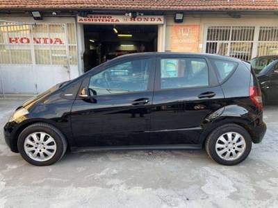 Mercedes-Benz Classe A Classe A - cdi be Elegance 82 CV Nero usata Torino