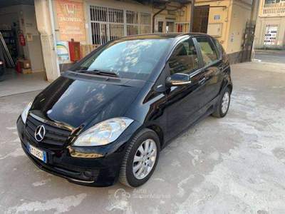 Mercedes-Benz Classe A Classe A - cdi be Elegance 82 CV Nero usata Torino