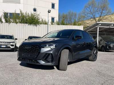 Audi Q3 SPB 35 2.0 TDI 150CV Identity Black S-tronic S-Line Grigio usata TORINO