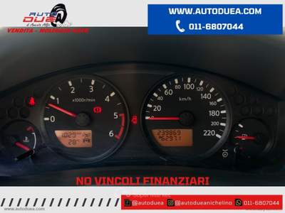 Nissan Navara Navara 2.5 dCi 4WD Double Cab Sport Grigio usata Nichelino