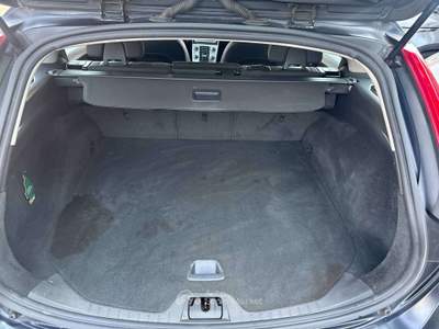 Volvo V60 2.0 d4  R-design geartronic Nero usata Lallio