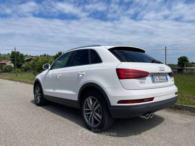 Audi Q3 Q3 I 2015 2.0 tdi Business 120cv Bianco usata Torino