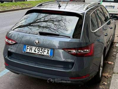 Skoda Superb Superb III 2016 Wagon Wagon 1.6 tdi Executive dsg Grigio usata Torino