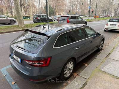 Skoda Superb Superb III 2016 Wagon Wagon 1.6 tdi Executive dsg Grigio usata Torino