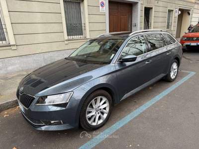Skoda Superb Superb III 2016 Wagon Wagon 1.6 tdi Executive dsg Grigio usata Torino