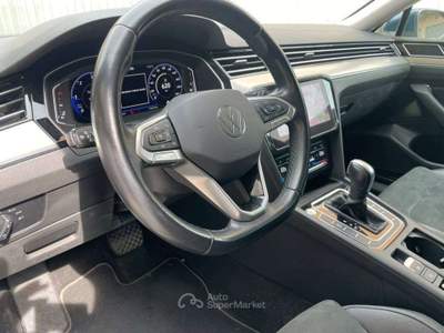 Volkswagen Passat PASSAT VARIANT EXECUTIVE 2.0 TDI 150 CV DSG Blu/Azzurro usata Torino