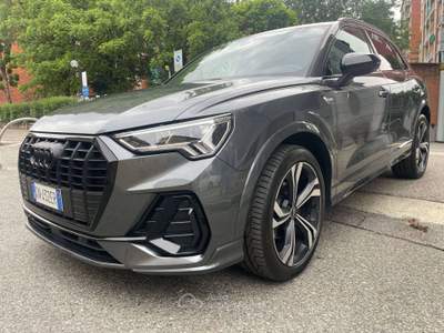Audi Q3 Q3 II 2018 35 1.5 tfsi identity black s-tronic Grigio usata Torino