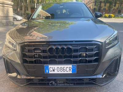Audi Q2 Q2 I 2021 35 2.0 tdi Identity Black quattro s-tronic Grigio usata Torino