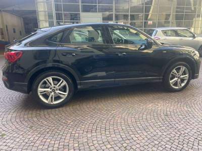 Audi Q3 Q3 Sportback 40 S-line edition 2.0 tfsi 4 S-tronic Nero usata Torino