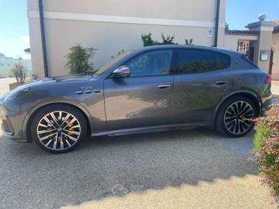 Maserati Grecale Grecale 3.0 V6 Trofeo 530cv auto Grigio usata Torino