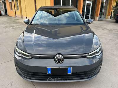 Volkswagen Golf 2.0 tdi Life 115cv NEOPATENTATI! LED! Grigio usata Trevenzuolo