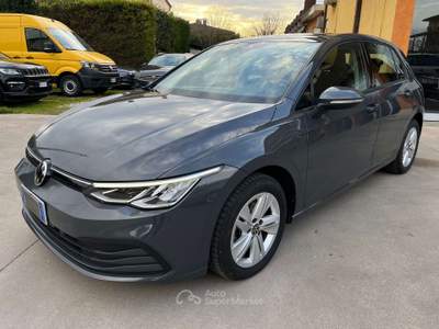 Volkswagen Golf 2.0 tdi Life 115cv NEOPATENTATI! LED! Grigio usata Trevenzuolo