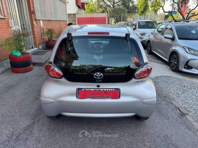 Toyota Aygo 1.0 68cv Lounge connect m-mt Grigio usata Cernusco sul Naviglio