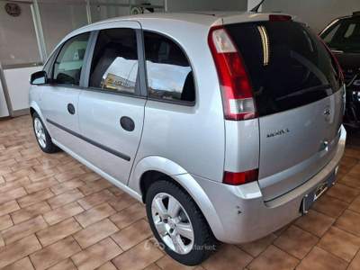 Opel Meriva 1.6 16v Cosmo Grigio usata Carvico