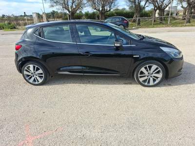 Renault Clio Renault clio 1.5 75 cv diesel anno 2014 usata Molfetta