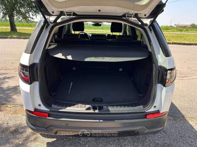 Land Rover Discovery Sport Sport I 2020 2.0d i4  SE awd 150cv auto Bianco usata Inzago