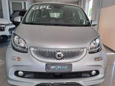 Smart ForFour 70 1.0 B/GPL Passion Dic/2019 Grigio usata Parete