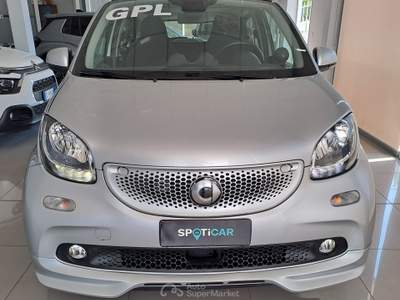 Smart ForFour 70 1.0 B/GPL Passion Dic/2019 Grigio usata Parete