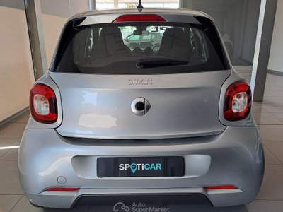 Smart ForFour 70 1.0 B/GPL Passion Dic/2019 Grigio usata Parete