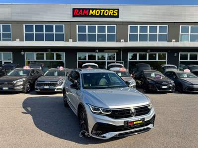 Volkswagen Tiguan R-LINE 2.0 TDI 150 CV DSG 4MOTION Grigio usata Ravenna