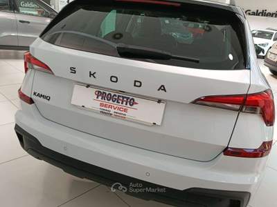 Skoda Kamiq Kamiq 2024 1.0 tsi Style 95cv Bianco usata Torino