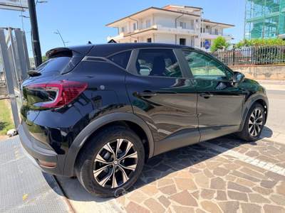 Renault Captur ECO-G 100 CV Evolution Nero usata Cellole