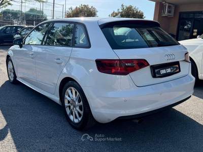 Audi A3 A3 Sportback 5p 1.9 tdi Attraction 110cv Bianco usata Castel Gandolfo