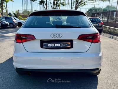 Audi A3 A3 Sportback 5p 1.9 tdi Attraction 110cv Bianco usata Castel Gandolfo