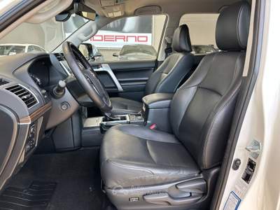 Toyota Land Cruiser 2.8 d-4d Lounge auto - Gancio Traino Rosso usata Paderno Dugnano