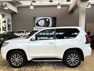 Toyota Land Cruiser 2.8 d-4d Lounge auto - Gancio Traino Rosso usata Paderno Dugnano