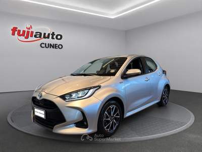 Toyota Yaris Yaris 1.5h Trend Argento usata Cuneo