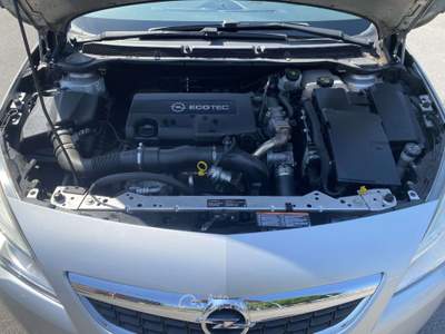 Opel Astra 5p 1.7 cdti Cosmo 110cv Argento usata Treviglio