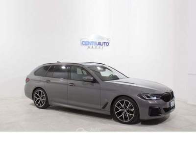 BMW Serie 5 518d Touring mhev 48V Msport auto Grigio usata Galatina
