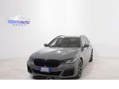 BMW Serie 5 518d Touring mhev 48V Msport auto Grigio usata Galatina