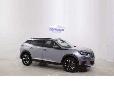 Peugeot 2008 2008 BluHdi 130cv EAT8 ALLURE Grigio usata Galatina