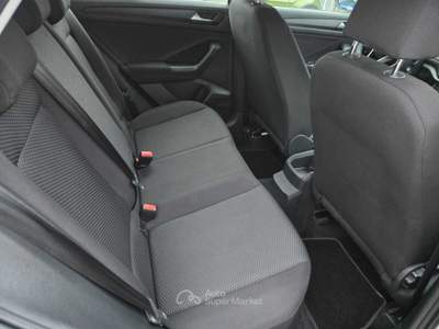Volkswagen T-Roc T-Roc 1.0 TSI: 110CV, consumi bassi, interni tech e look unico Bianco usata Riccione