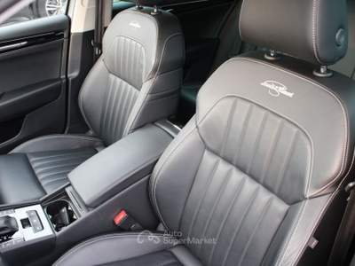 Skoda Superb SW 2.0 tdi 4x4 DSG Laurin&Klement 200cv Grigio usata TAGLIO DI PO