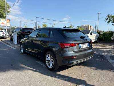 Audi A3 35 G tron SPB S tronic Business Navi Led Grigio usata Roma