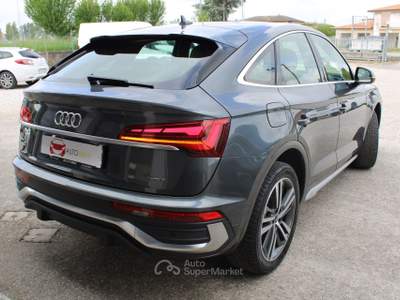 Audi Q5 Sportback 40 2.0 tdi mhev 12V SPB S Line Plus SLINE 4X4 s-tronic Grigio usata TAGLIO DI PO