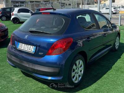 Peugeot 207 5p. XT Blu/Azzurro usata Giugliano in Campania