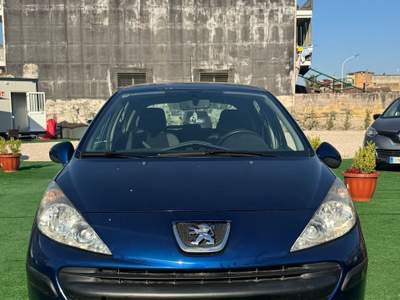 Peugeot 207 5p. XT Blu/Azzurro usata Giugliano in Campania