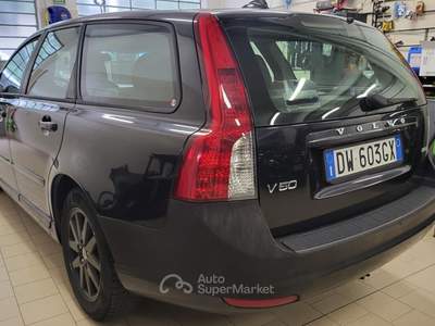 Volvo V50 D cat Summum Nero usata Leini