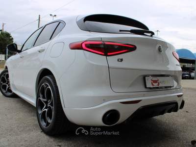 Alfa Romeo Stelvio 2.2 t Veloce Q4 210cv auto 4x4 FULL-OPTIONAL Bianco usata TAGLIO DI PO