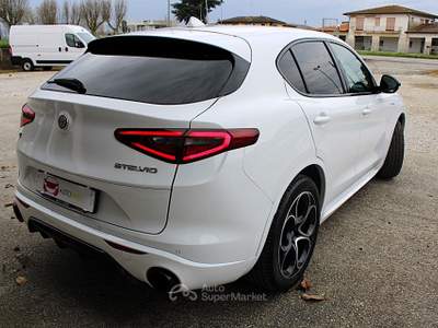 Alfa Romeo Stelvio 2.2 t Veloce Q4 210cv auto 4x4 FULL-OPTIONAL Bianco usata TAGLIO DI PO
